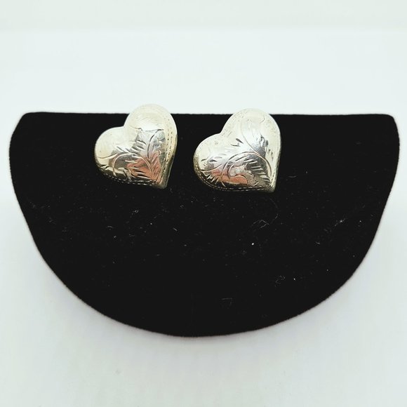 Vintage Engraved Hearts 925 Sterling Silver Earrings - Picture 3 of 7
